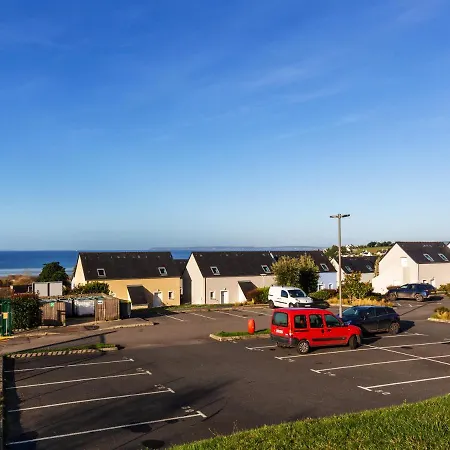 Apartahotel Vacancéole - Résidence Les Terrasses De Pentrez-plage 3*